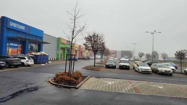 Retail Park Most foto 5