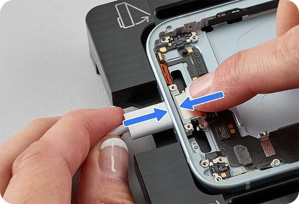 USB-C konektor pro iPhone 15 - Podpora Apple (CZ)