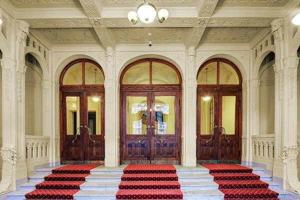 Pohádkový palác v centru Karlových Varů jde do dražby: Bude stát nejméně sto milionů!