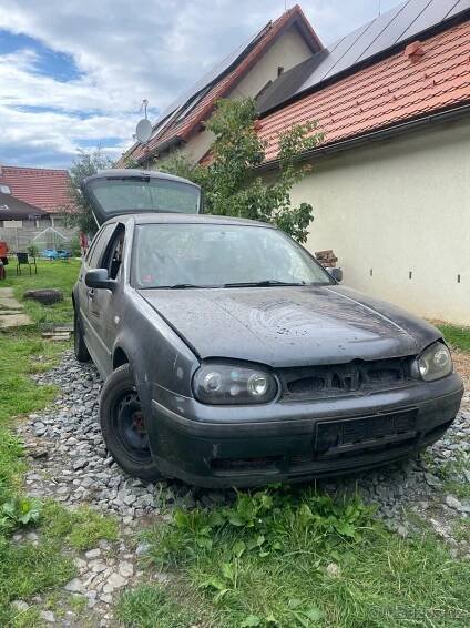 VW Golf 4 náhradní díly