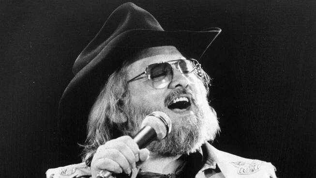 Ronnie Hawkins, Rockabilly Road Warrior, Is Dead at 87