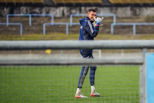 Hradecký zůstává v Leverkusenu, co bude s Kovářem? - 90min.cz