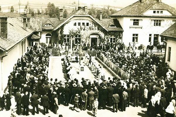 Stoletá historie Výzkumné stanice travinářské v Rožnově pod Radhoštěm – OKO BESKYD