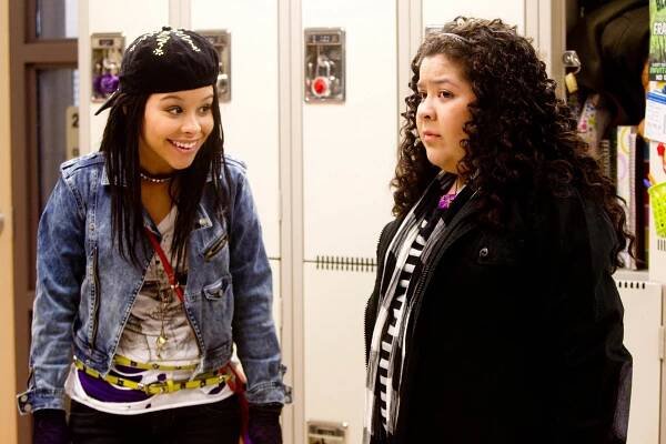 Skoro dospělá - Z filmu - Cierra Ramirez, Raini Rodriguez