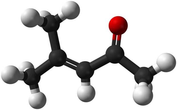 Soubor:Mesityl-oxide-3D-balls.png – Wikipedie