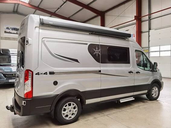 Karmann DEXTER 570 /170PS-4x4 /SOLAR/ AHK / EINZELBETTEN