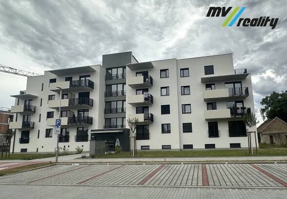 Pronájem bytů 2+kk Lysá nad Labem - k dispozici 2 bytů 2+kk s cenou od 3 700 Kč/měsíc