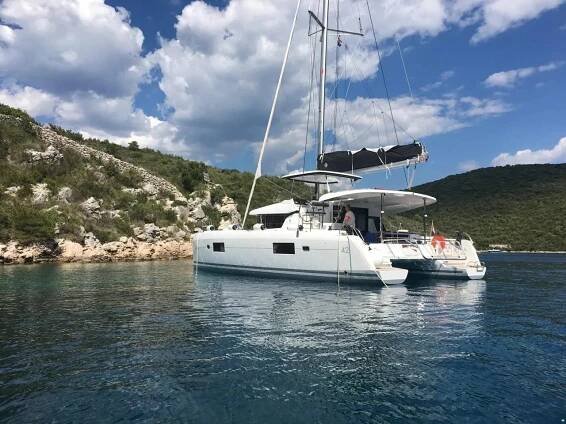 Lagoon 42 - fotka 1