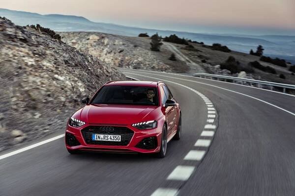 Hodně rychlé Audi RS 4 Avant má po modernizaci, co je nového? | Autanet.cz 