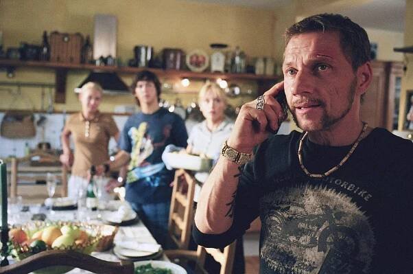 Rosamunde Pilcher: Zamilovaný drsňák - Z filmu - Katharina Ursinus, Tim Oliver Schultz, Anica Dobra, Richy Müller