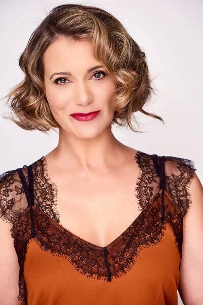 Caroline Amiguet - Actress, Model and Travel Host