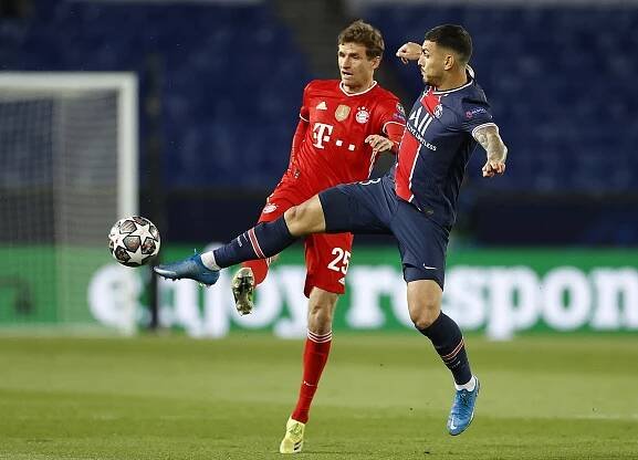 Bayern triumf v LM neobhájí, vypadl s PSG. Do semifinále míří i Chelsea