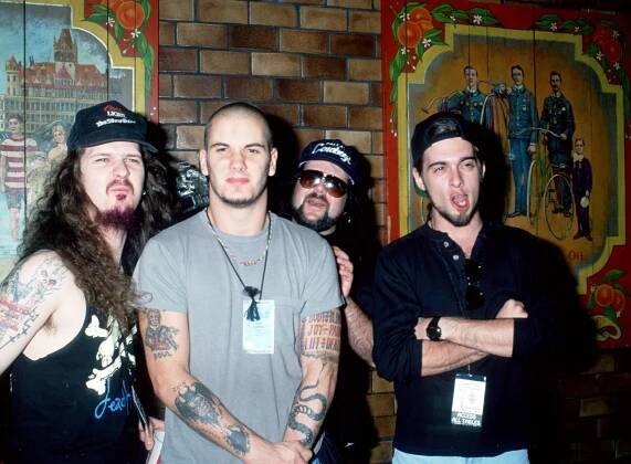 Phil Anselmo otevřeně o rasismu, dědictví Pantery - Rolling Stone | Carlos Ramirez