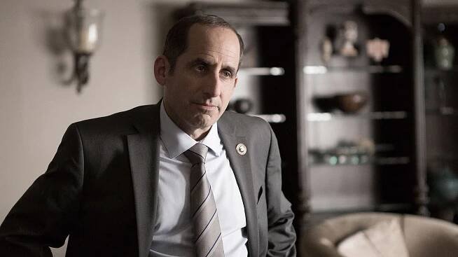 Okupovaná kolonie - Lost Boy - Z filmu - Peter Jacobson