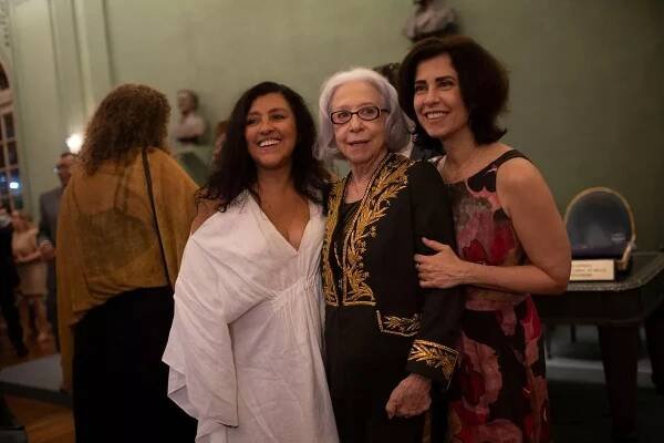 L to R) Brazilian actress Regina Case, Brazilian actress Fernanda Montenegro with her daughter Fernanda Torres,