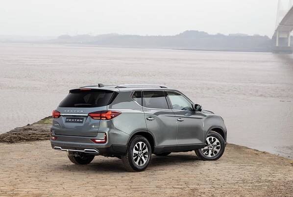SsangYong Rexton 2.2 e-XDI 8AT 4x4: komfortní obr za skvělou cenu | Největší inzerce autobazarů - TipCars