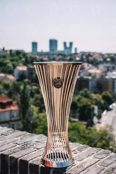 Praha přiláká pozornost fotbalového světa, do metropole se sjedou fanoušci z Itálie a Anglie