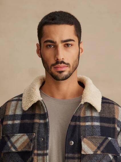DAN FOX APPAREL Přechodná bunda 'Jamal' – béžová