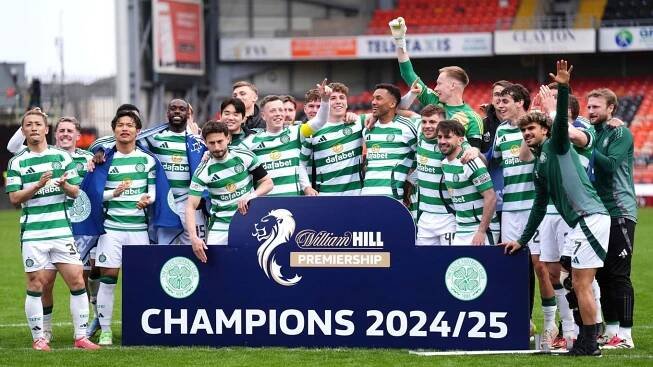 VIDEO: Celtic Glasgow získal škótsky titul, 55. trofejou vyrovnal rekord Rangers