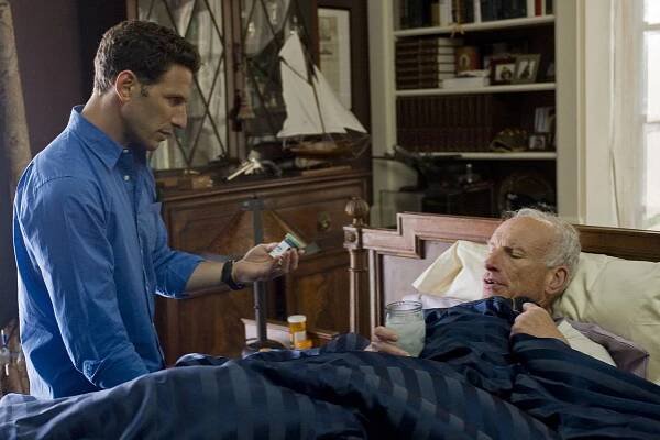 Milionový lékař - No Man Is An Island - Z filmu - Mark Feuerstein, James Rebhorn