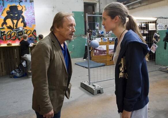 Případ pro dva - Závod se smrtí - Z filmu - Claus Theo Gärtner, Lea Draeger