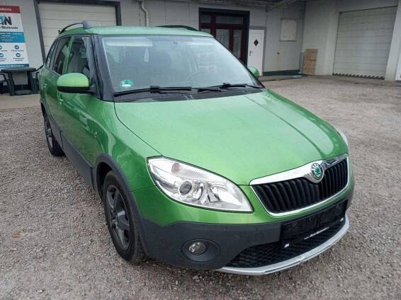 Prodej Škoda - Fabia Combi SCOUT 1.2TSi 77kW | tutut.cz