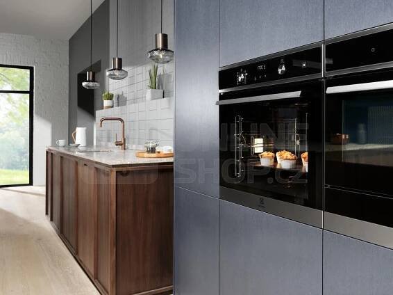Trouba ELECTROLUX EOD6P77WX
