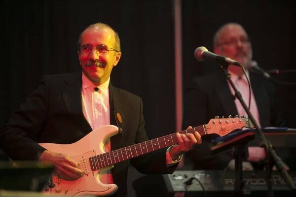 Backtalk Band Photo Gallery Wedding Music Ithaca, NY Finger Lakes Weddings Wineries Bob Keefe John White Bands Live Music