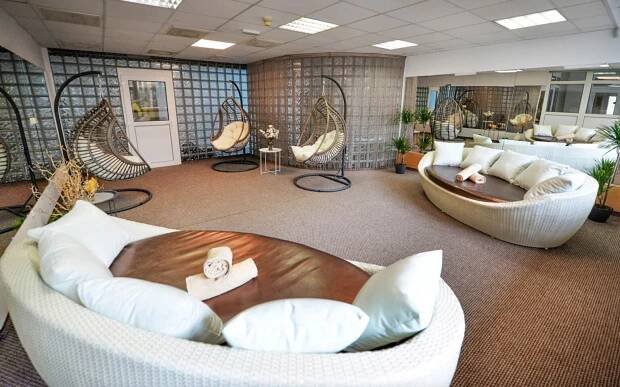 Maďarsko u termálů: Panoráma Hotel Noszvaj *** s wellness s panoramatickou vířivkou i saunami + polopenze