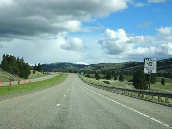 Montana - Interstate 15 Southbound | Cross Country Roads