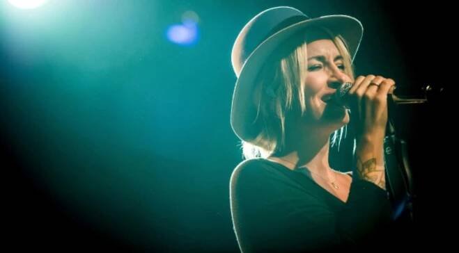Hitovka týdne: Sarah Connor – From Sarah With Love