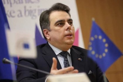Влизането на България в еврозоната догодина остава стратегически приоритет