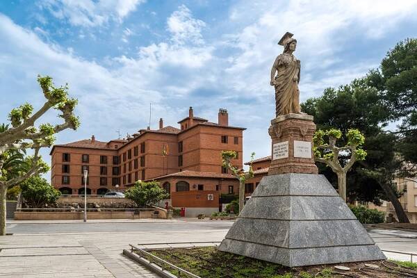 Vista desde la plaza del Parador de Calahorra