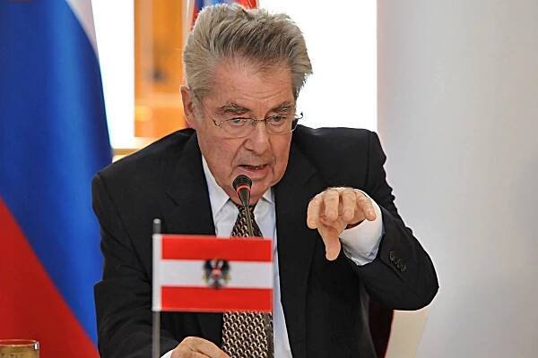 Do Česka přijíždí Heinz Fischer, naposledy v roli rakouského prezidenta