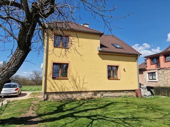 Pěkný dům nedaleko Hořic v Podkrkonoší. – Reality Klasa