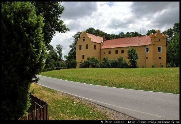 Libějovice – Starý zámek – fotografie / hrady-zriceniny.cz