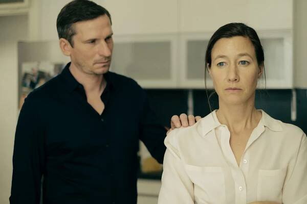 Die Macht der Kränkung - Sarah - Z filmu - Till Firit, Johanna Wokalek