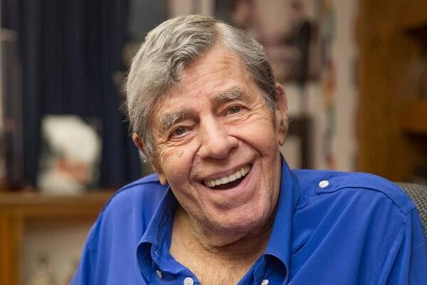 For Jerry Lewis, Few Statuettes but Lots of Influence