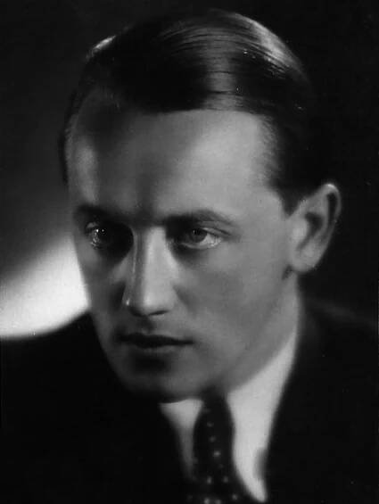 František Vnouček: *27.12.1903 – †24.6.1960, český herec