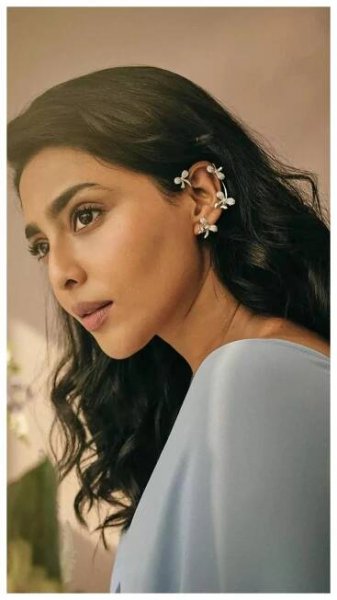 Aishwarya Lekshmi radiates golden glow