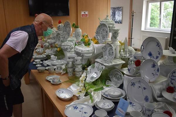FOTO: Dubský „modrodům“ ukazuje historii výroby porcelánu pod Krušnými horami