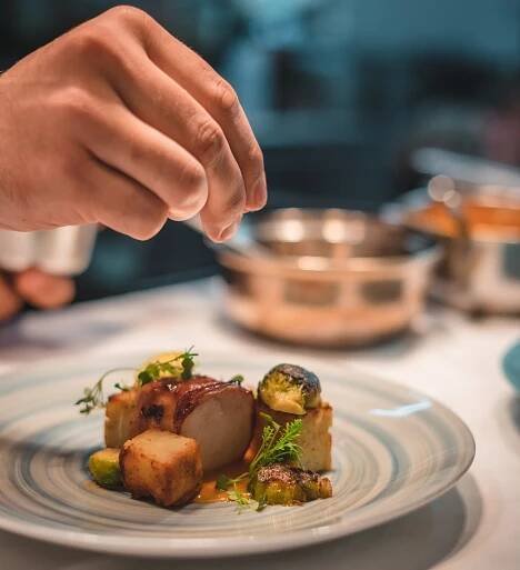 Degustační 5chodové menu s vinnou degustací od Ondry Slaniny