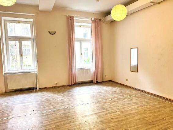 Pronájem kanceláře 65 m², Polská, Praha - Vinohrady