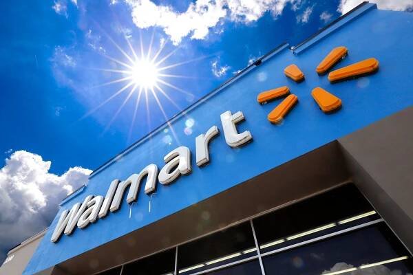 Walmart Offers Store Managers Company Stock to Make Them Feel Like ‘Owners’
