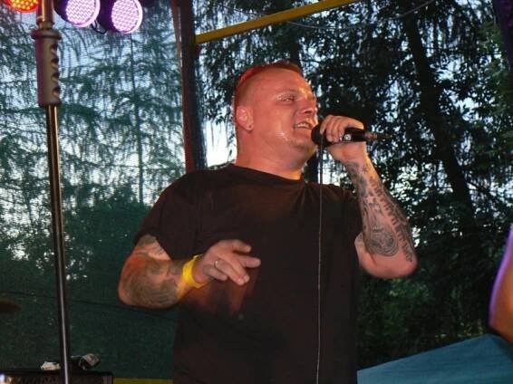 Na Soutoku zazpíval původem Poděbraďák, dnes muzikálový zpěvák Láďa Spilka