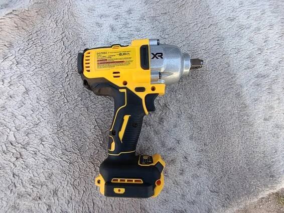 nový DeWALT DCF892 bez aku - Praha 1