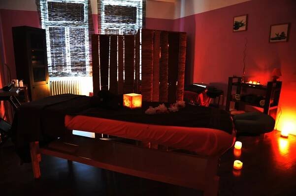 Hodina božské relaxace z Havaje – párová masáž Lomi-Lomi