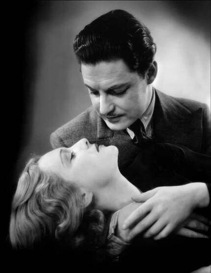 Madeleine Carroll and Robert Donat in The 39 Steps (1935, dir. Alfred Hitchcock)