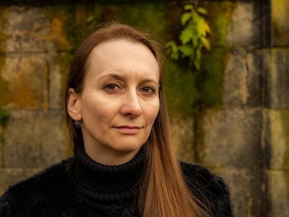 Tragédii Ďáblického hřbitova jsme třicet let ignorovali, říká Petra Klabouchová