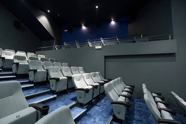 NIRVANA CINEMA 1 & 2 - Theros Architects